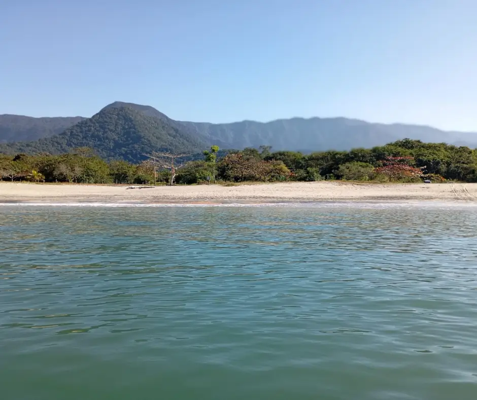 Passeio de barco no litoral de Caraguatatuba