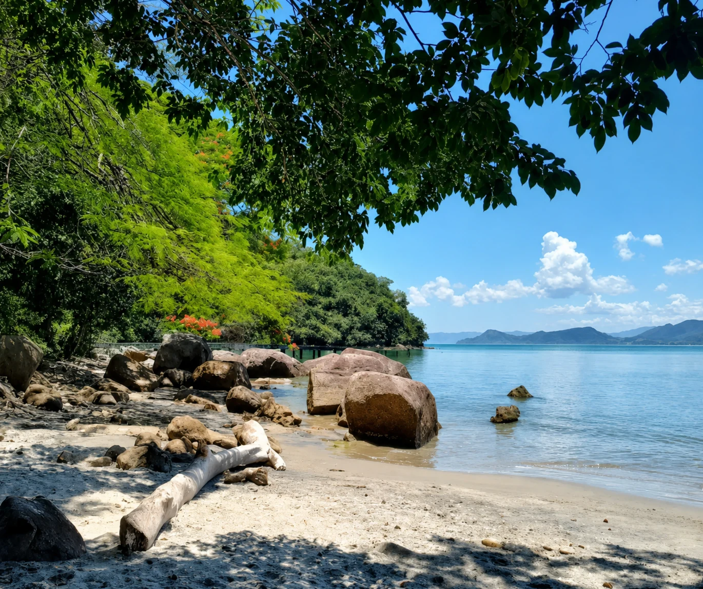 Praia das Galhetas no litoral sul de Ubatuba