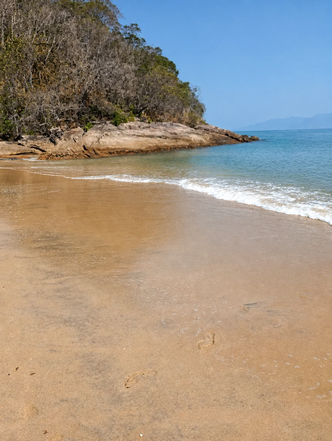 Praia do Sul na Ilha do Tamanduá